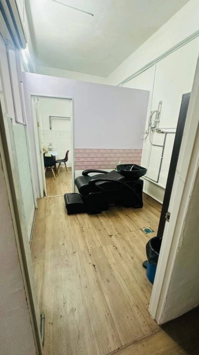 RENT AT SS15 SHOP 3,000 sqft | Ground Floor | Basic Unit | Corner