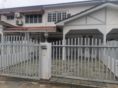 Taman Sentosa 4Bedrooms + 2Bathrooms