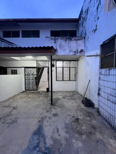 Taman sri rampai 2 story house at setapak