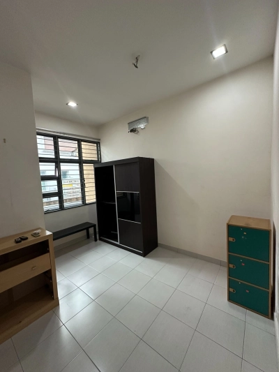 3 STOREY TAMAN SERI BUKIT SEGAMBUT, Actual, FULLY RENO, Low Deposit