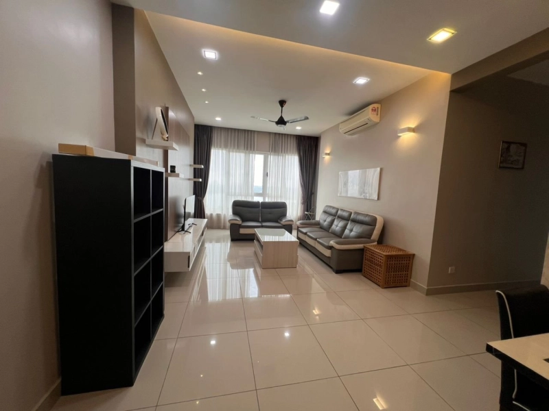 Tropez Residence, Danga Bay Seaview Facing Singapore