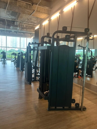 3 Bedroom Condominium in Tropicana bay residents Penang with a gym and a pool