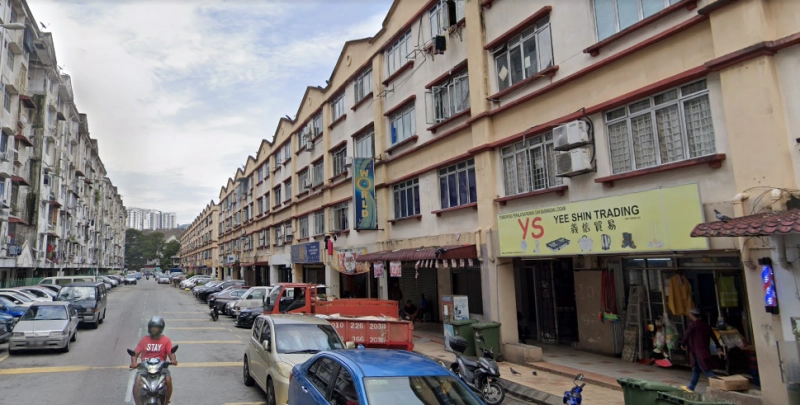TAMAN PUSAT KEPONG SHOP, G Floor, END LOT, Well Keep, Move In Ready