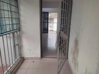 setapak indah jaya flat