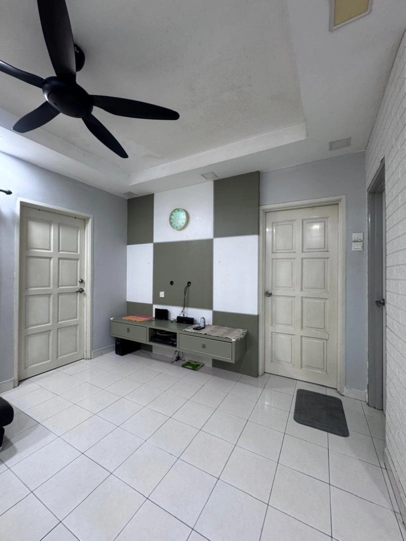 SRI EHSAN APARTMENT Kepong, Actual, LEVEL 1, FULLY Reno, Low Deposit