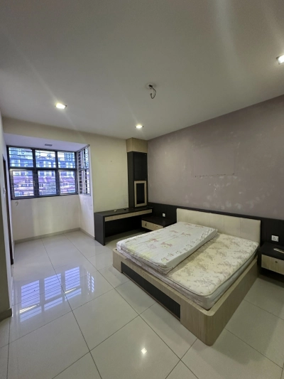 3 STOREY TAMAN SERI BUKIT SEGAMBUT, Actual, FULLY RENO, Low Deposit