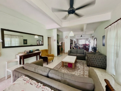 TAMAN SRI UKAY CORNER LOT AMPANG