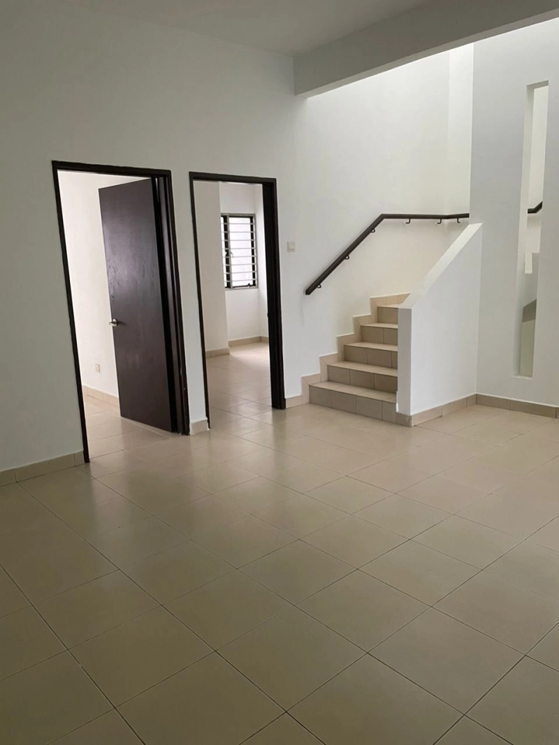 3 STOREY SENTUL IMPIAN SENTUL, Actual, PART/FURNISHED, Move In Ready