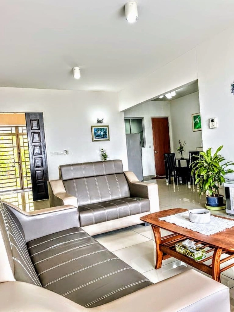 Surin Condo Tanjung Bungah Seaview 1307sf Furnished & Renovated