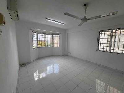 🔥 Exclusive Corner Unit for Sale at Aman Satu Apartment, Desa Aman Puri, Kepong 🔥