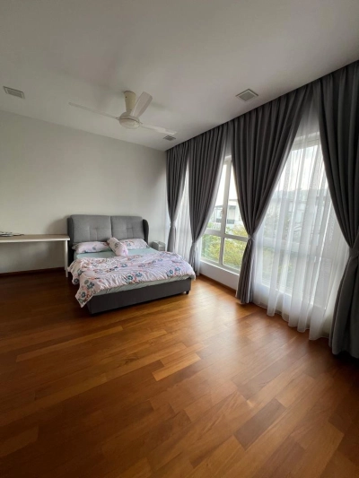 3 Storey BUNGALOW PARK MANOR SIERRAMAS Sungai Buloh, Actual, Fully Reno, Low Deposit