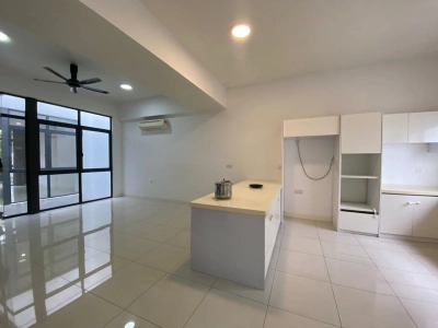 16 quartz taman melawati,5bedroom,partly furnish,easy access