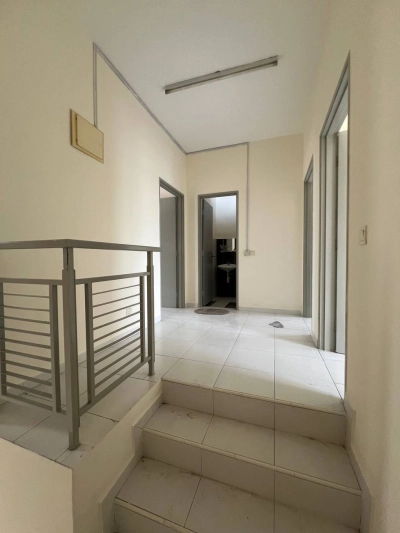 Bukit Indah 29 2 Storey Terrace 20x70 For Sale