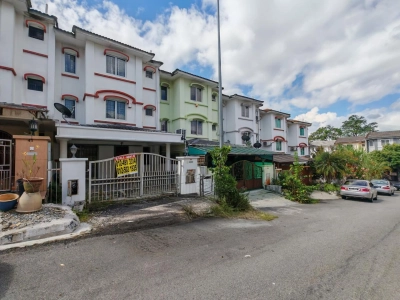 2.5 storey house @ Taman Bukit Permata, Batu Caves - Sale below bank value