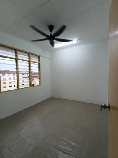 Skudai Sri Pulai Perdana Flat 3Rooms 2Baths Unit For Rent