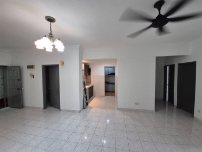 PELANGI DAMANSARA CONDO Petaling Jaya, Actual, Reno, Newly Painted, Low Deposit