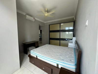 The Peak Tanjung Tokong 1100sf Furnished & Renovated Corner unit