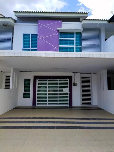 2-Story Terrace House For Sale