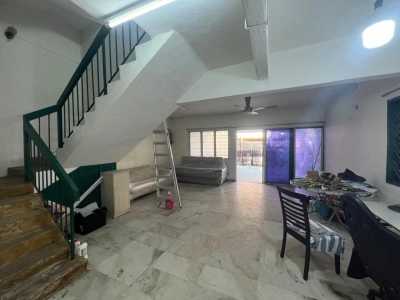 3 Storey TAMAN DAYA Kepong, Actual, CORNER LOT, Renovated, Low Deposit