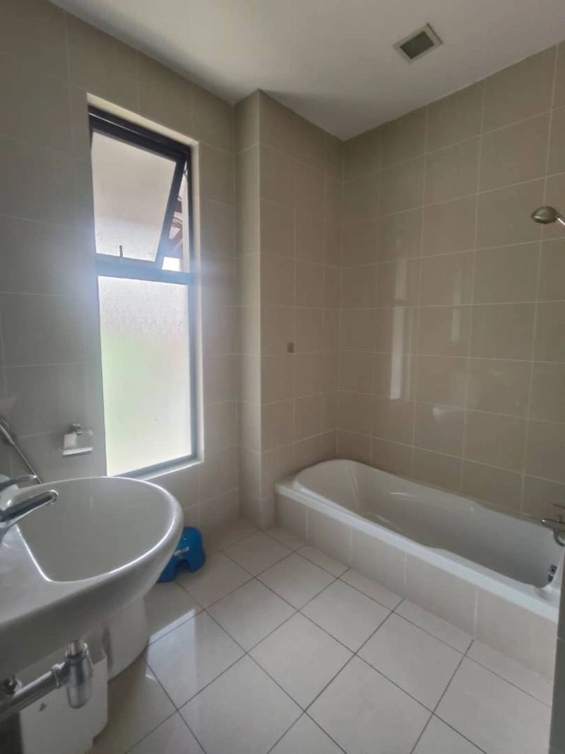 Resort Living Awaits! Bayou Water Village 2-Sty Terrace – Garden View