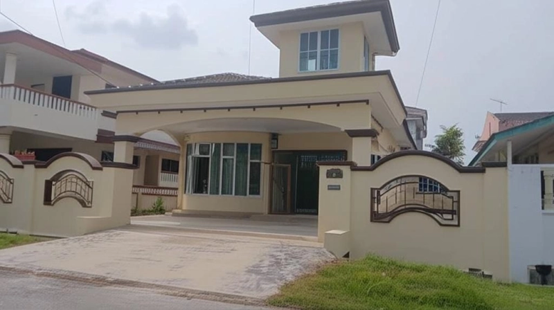 Bercham Single Storey Bungalow House for Sale
