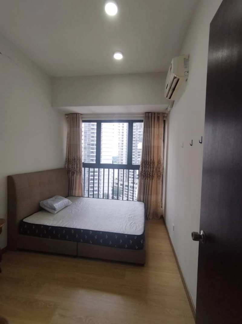 Baypoint @ Country Garden Danga Bay Seaview For RENT