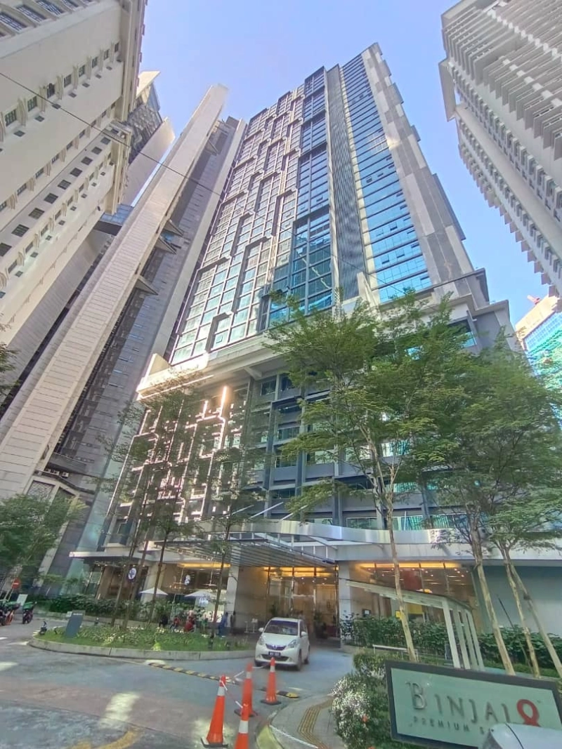 Binjai 8 @ KLCC - Near LRT,KLCC,Good for investment Roi 4.6,Sale below bank value Rm200k