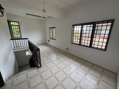 1.5 Storey BUNGALOW SS 3 Petaling Jaya, Actual, Freehold, Extra LAND