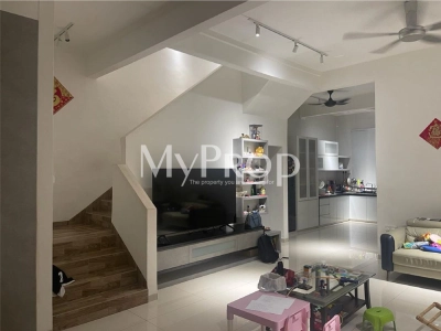 𝐒𝐭𝐨𝐫𝐞𝐲 𝐓𝐞𝐫𝐫𝐚𝐜𝐞 @ 𝐄𝐥𝐞𝐦𝐞𝐧𝐭 𝐆𝐚𝐫𝐝𝐞𝐧, 𝐑𝐚𝐣𝐚 𝐔𝐝𝐚