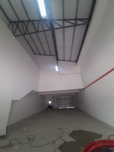 1.5 storey factory-Spring Crest Industrial Park @ Batu Caves-Good for investment Roi 4.5%