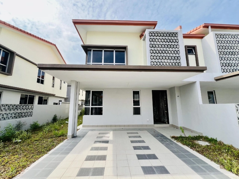 Setia Alam Sari, Bangi Semi D Cluster 2 Storey Caralyn