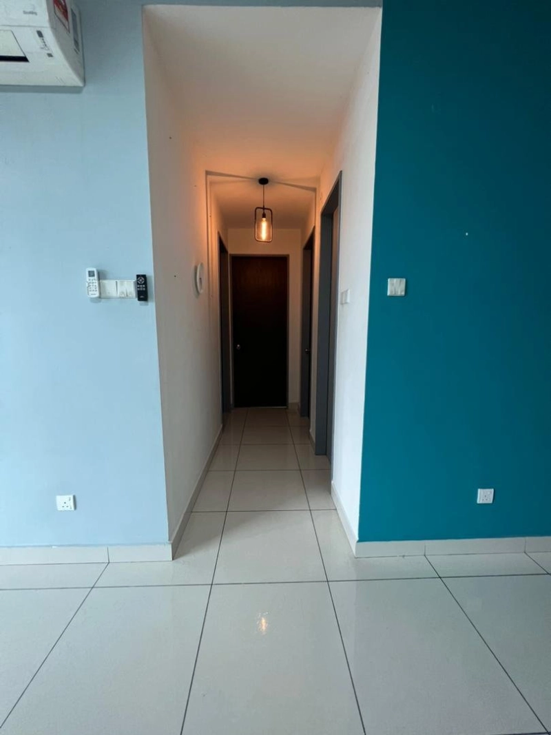 KL TRADERS SQUARE Service Residence, Actual, Freehold, Facing POOL, Low Deposit