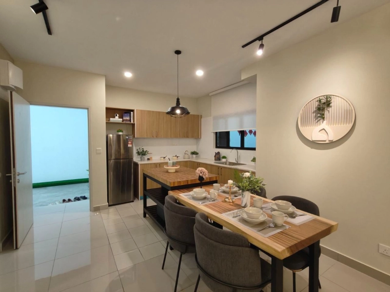 Brand New Cheapest Freehold Service Residence in Kota Warisan, Sepang