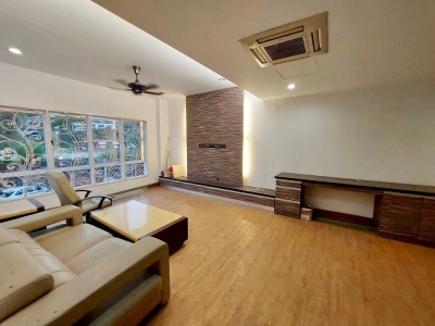 3 Storey Taman Tasik Indah Jalan Ipoh, Actual, CORNER LOT, FULLY Reno, Low Deposit
