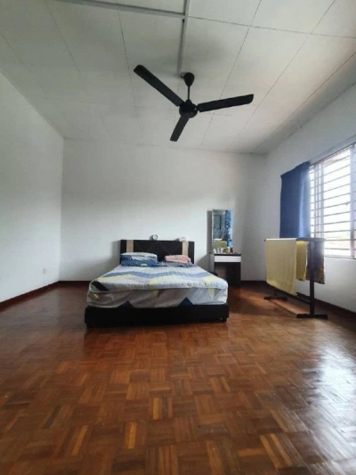 2 Storey TAMAN LESTARI PUTRA Seri Kembangan, Actual, RENO, Low Deposit