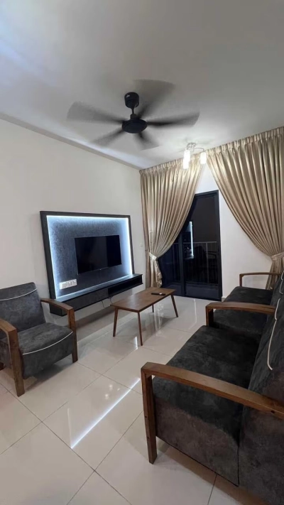 Fully furnished studio unit for rent in 9 Bukit Utama Condominium