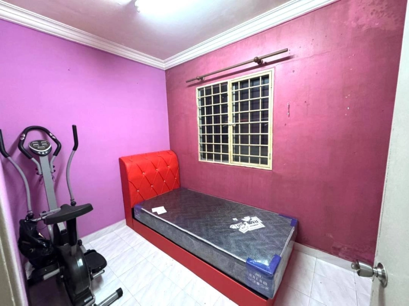 SAUJANA APARTMENT DAMANSARA DAMAI