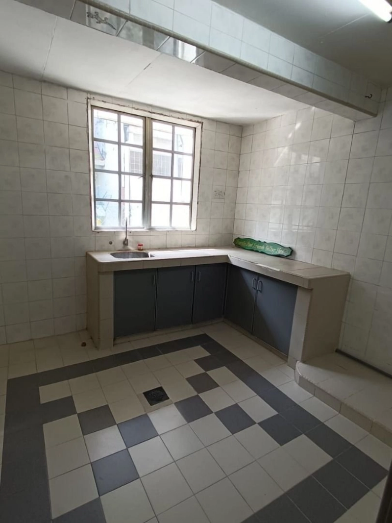 SD10, Bandar Sri Damansara - 1.5sty House