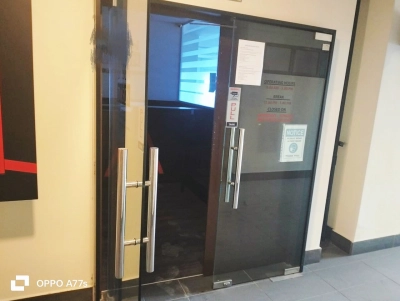 Office for rent.