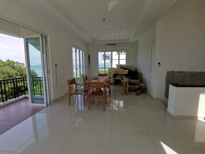 Hilltop Villas @ Batu Ferringhi | 4-Storey Seafront Villa | 4+1R 4B | RM4.3mil (Nego)