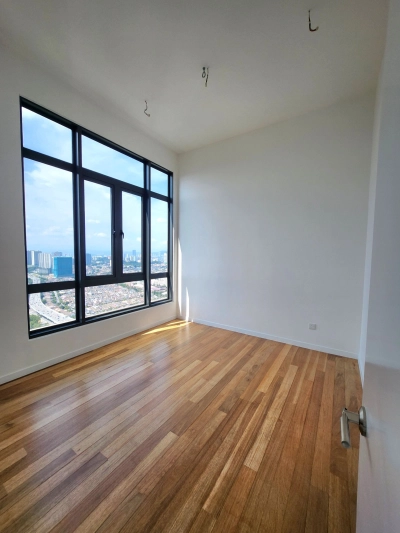 The Maple Residences - Residential Title Pet-Friendly and Ready to Move In Soon