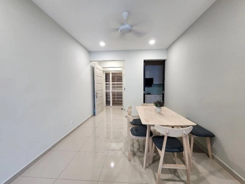 I-Santorini Tanjung tokong High Floor Furnished & Renovated 2 car park