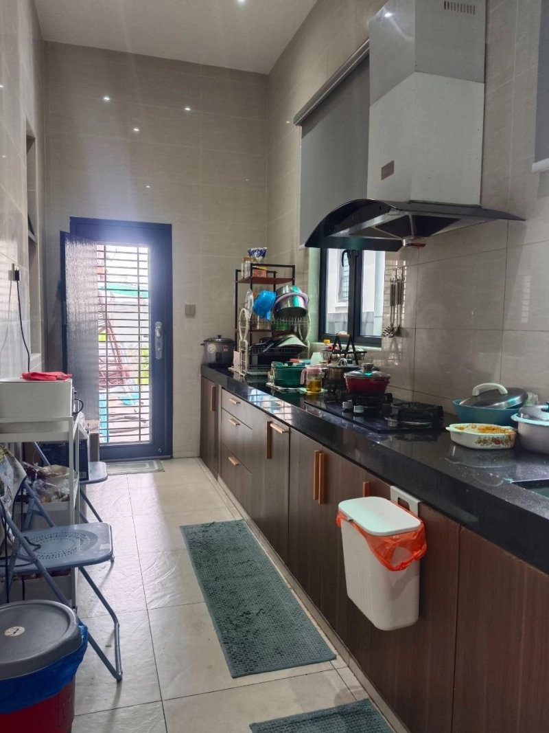 BANDAR KINRARA QASEH SEMI D