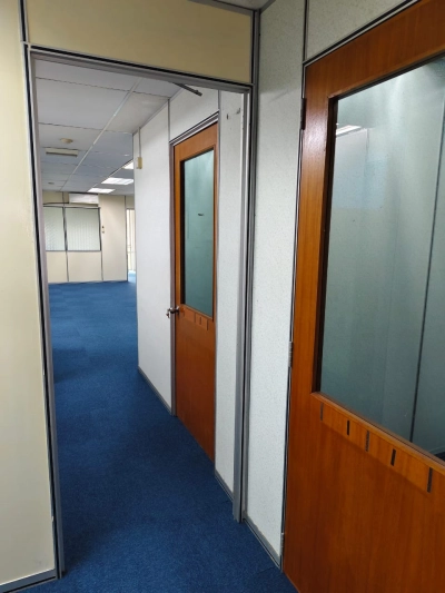 | WORLDWIDE  BUSINESS PARK SEKSYEN 13 | OFFICE LOT