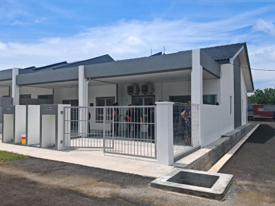 RUMAH TERES SETINGKAT  Taman Belian (Sebelah Taman Politeknik PD), Negeri Sembilan
