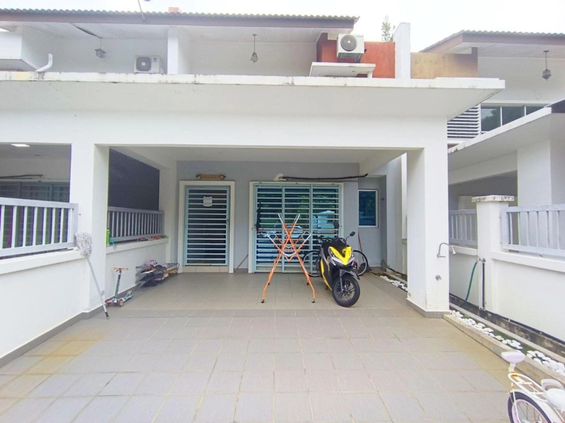 OPEN FACING GUARDED Teres 2 Tingkat Saujana Tropika S2 Heights Seremban 2