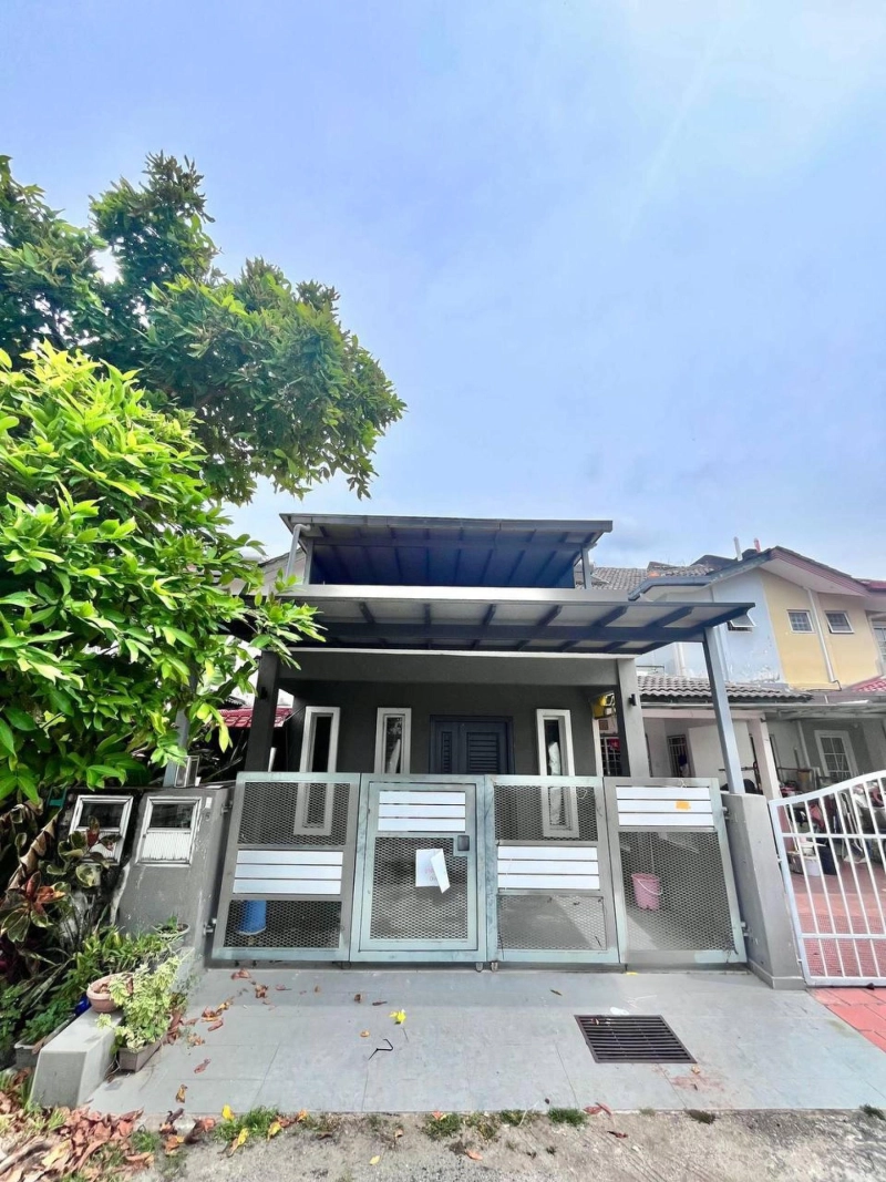 Facing Open 2 Storey Landed Taman Puchong Utama PU 10