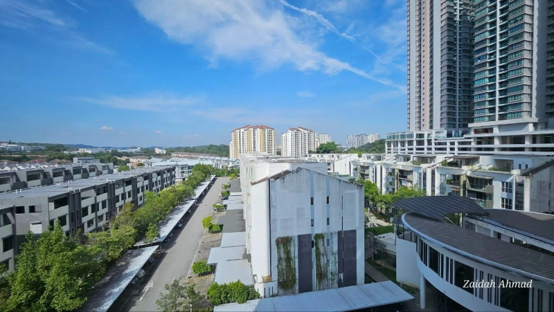 THE SANDERSON CONDOMINIUM TAMAN BUKIT SERDANG SERI KEMBANGAN CONDOMINIUM FOR SALE