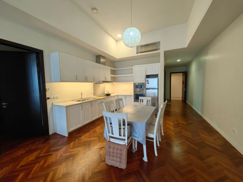 Quayside Seafront Resort Condominiums