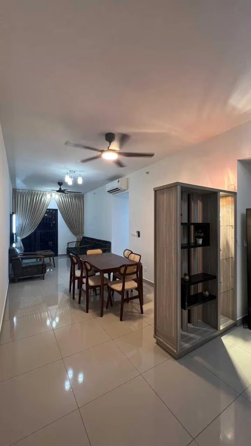 Fully furnished studio unit for rent in 9 Bukit Utama Condominium